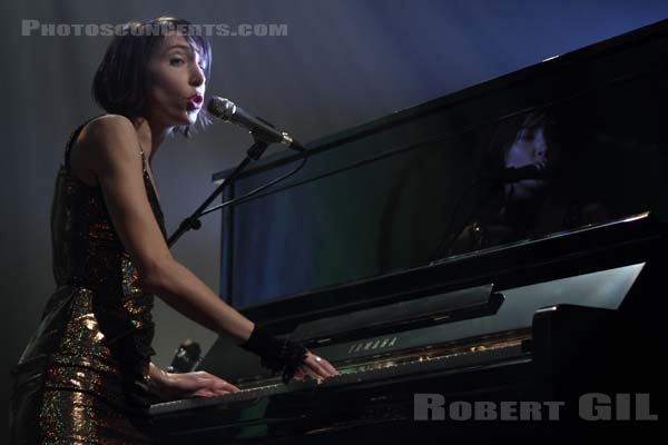 JEANNE CHERHAL - 2010-03-09 - PARIS - Le Bataclan - 